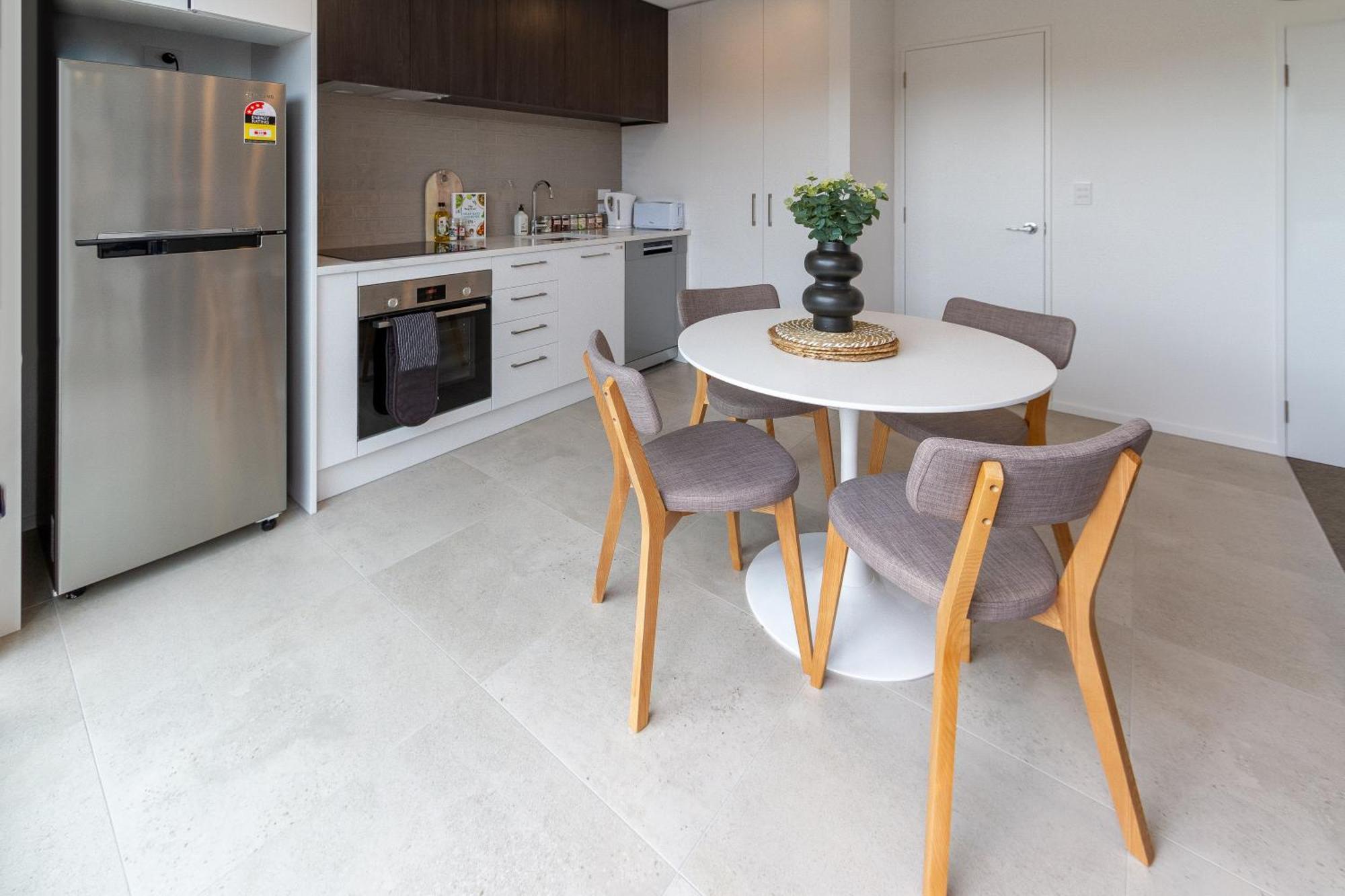 2Br Townhouse: Cosy, Close To City, Car Park Christchurch Eksteriør billede