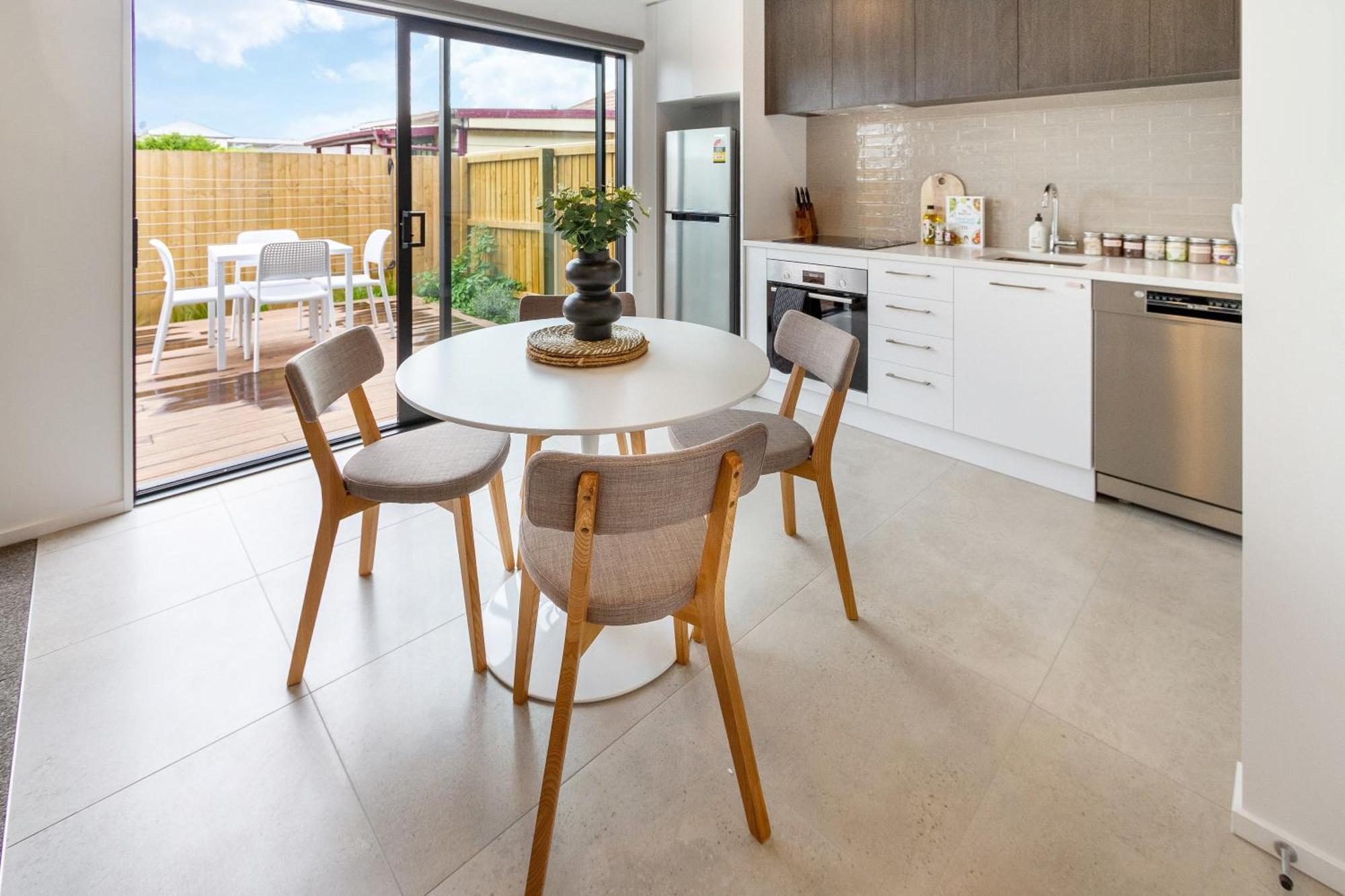 2Br Townhouse: Cosy, Close To City, Car Park Christchurch Eksteriør billede