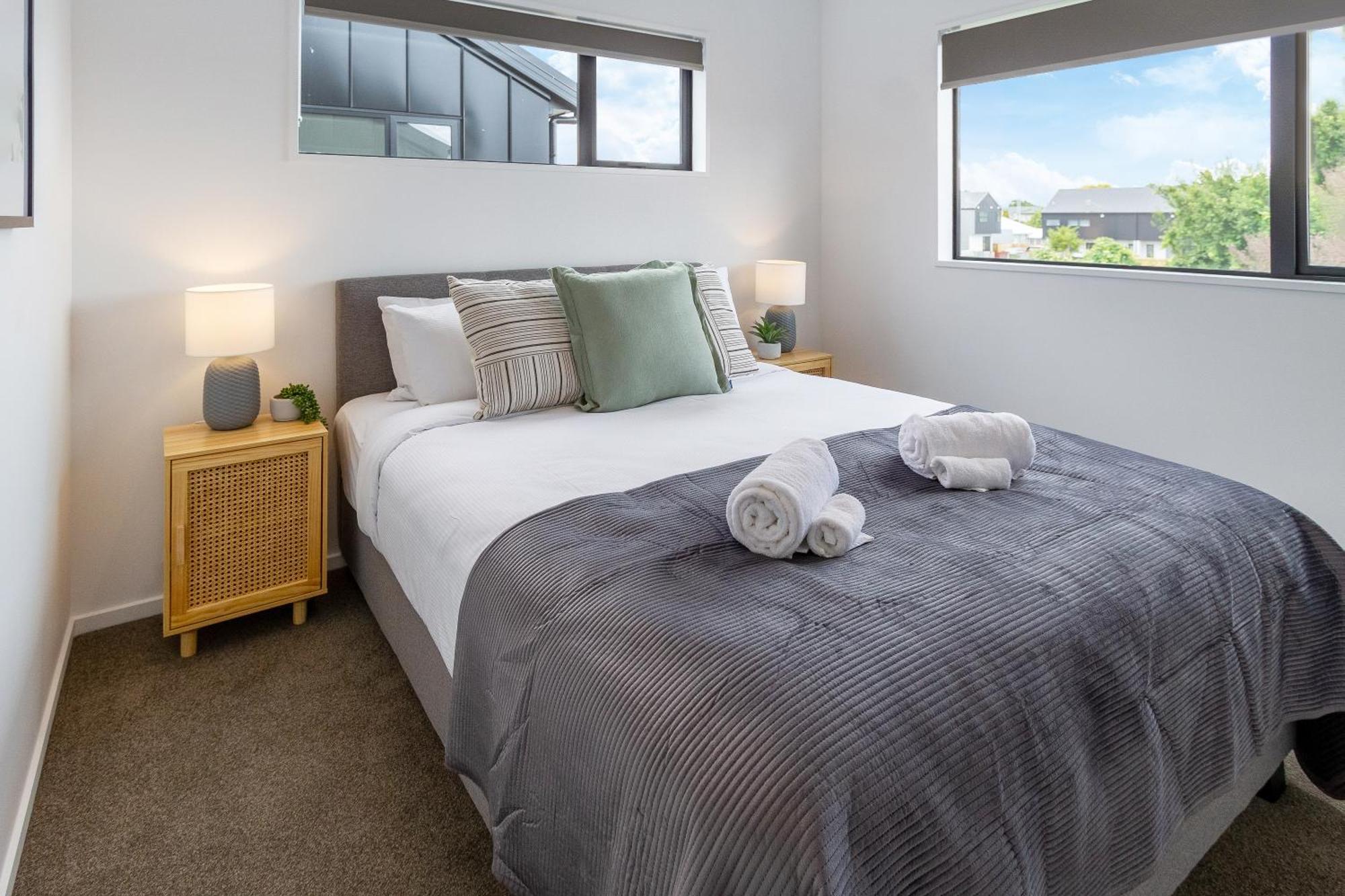 2Br Townhouse: Cosy, Close To City, Car Park Christchurch Eksteriør billede