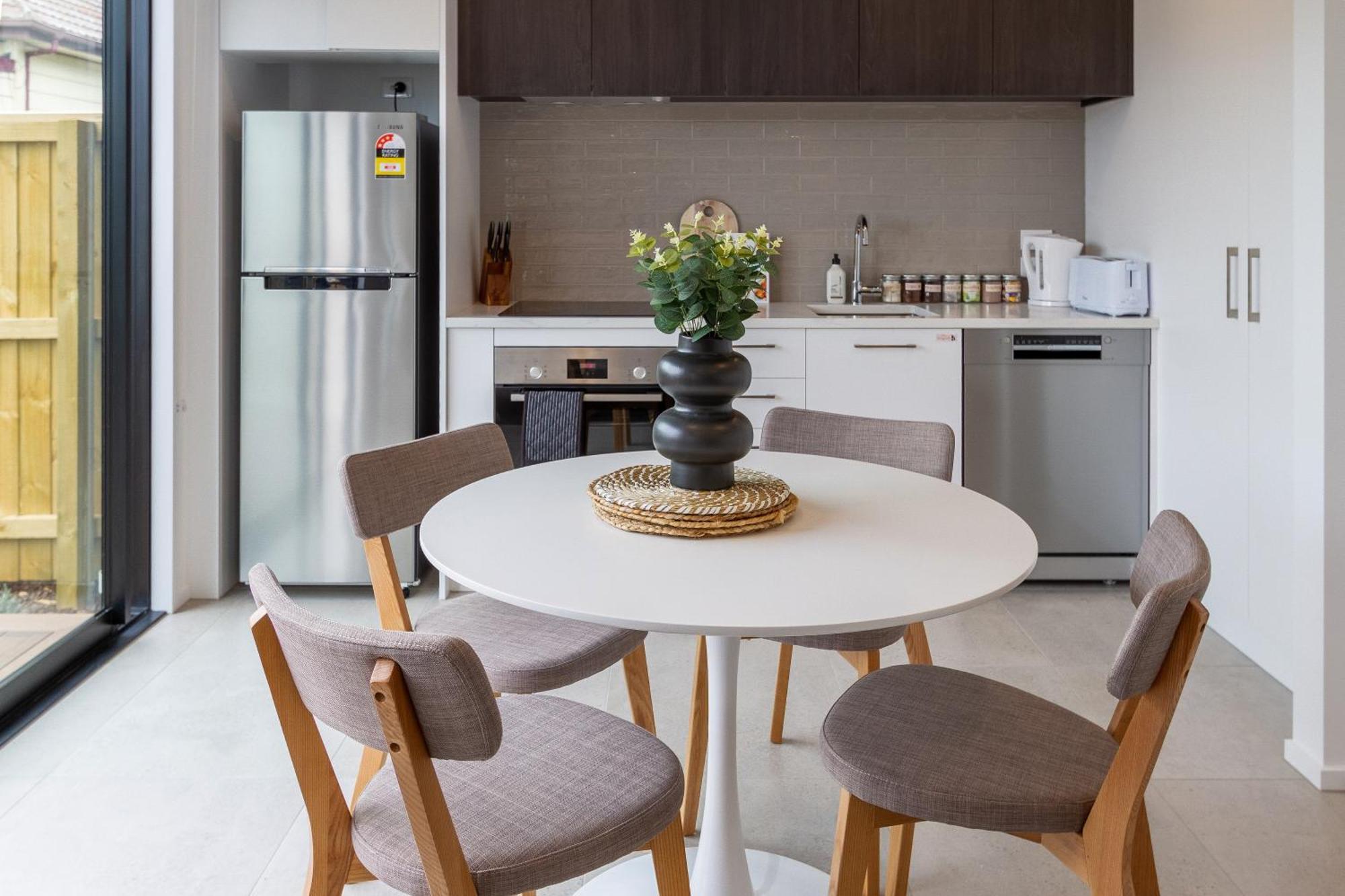 2Br Townhouse: Cosy, Close To City, Car Park Christchurch Eksteriør billede